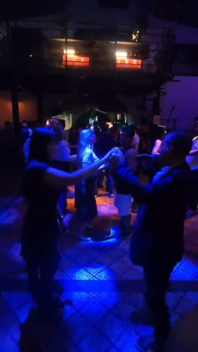 Flyer: Workshop de Dança a Dois - Nível Iniciante